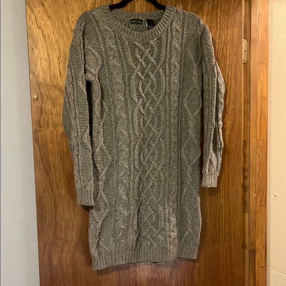 Moda International Gray Cable Knit Sweater